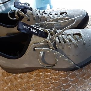 Arc'teryx acrux sl leather